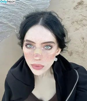 Irina Minkina / howeversnowy / rusian Billie eilish nude photo #0024