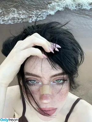 Irina Minkina / howeversnowy / rusian Billie eilish фото голая #0053