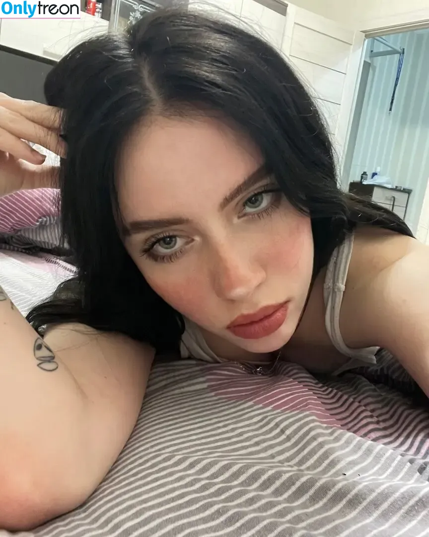 Irina Minkina nude photo #0012 (howeversnowy / rusian Billie eilish)