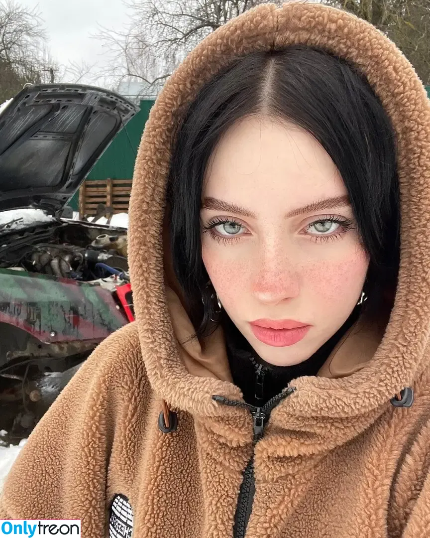 Irina Minkina nude photo #0016 (howeversnowy / rusian Billie eilish)