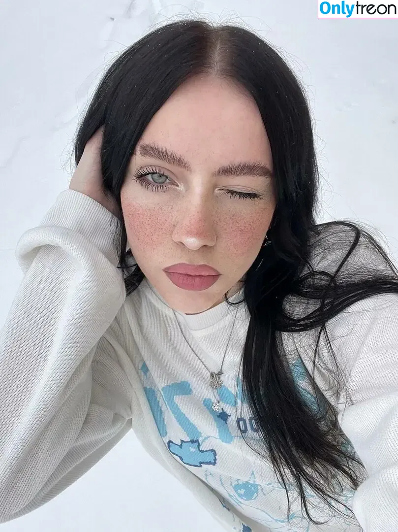 Irina Minkina голая photo #0039 (howeversnowy / rusian Billie eilish)