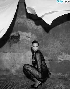 Irina Shayk / irinashayk / theirishayk nude photo #1518