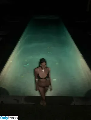 Irina Shayk / irinashayk / theirishayk nude photo #1991