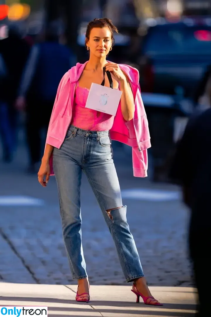 Irina Shayk голая photo #1891 (irinashayk / theirishayk)