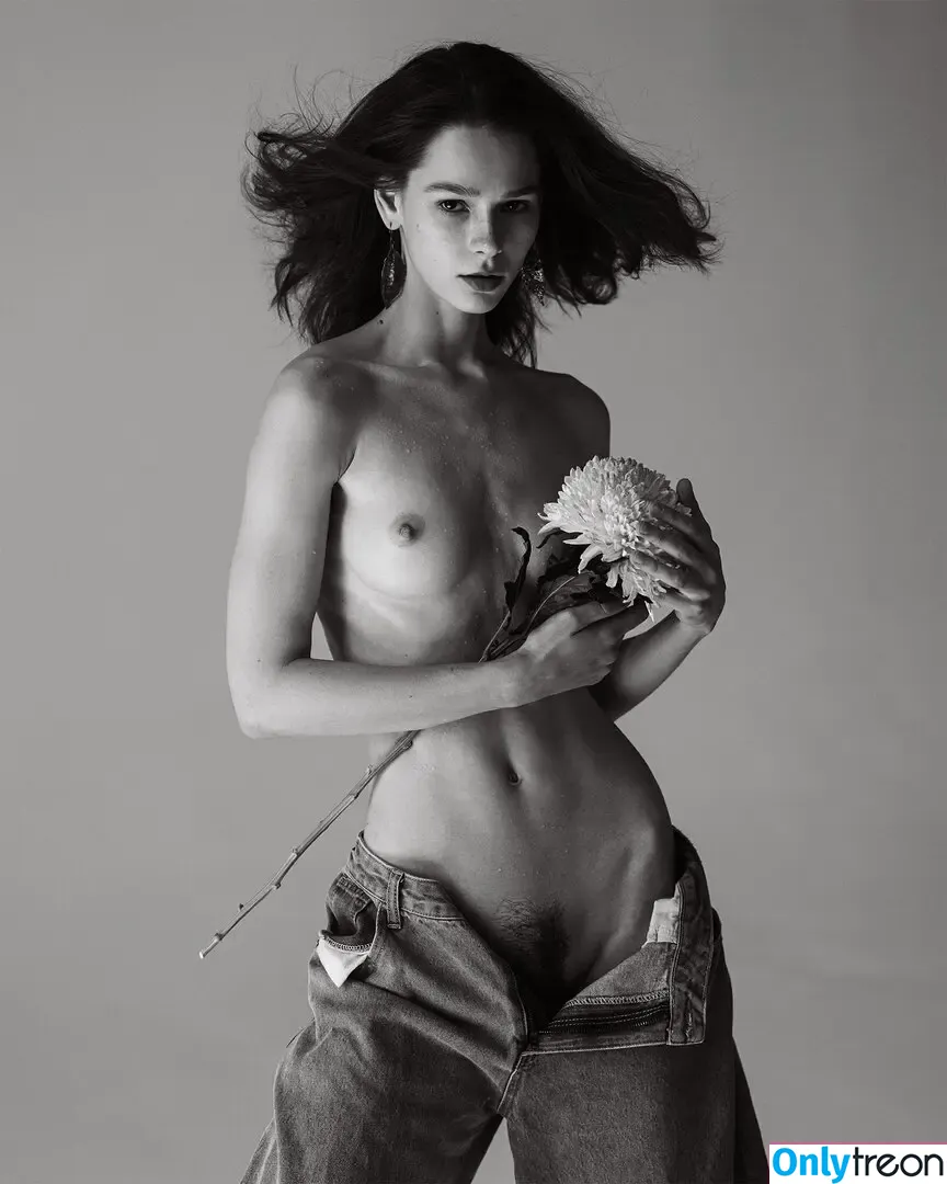 Irina Telicheva nude photo #1086 (AmberQ / Tasha / irina_tlch)