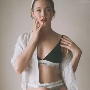 Iris Apatow / irisapatow фото голая #0077
