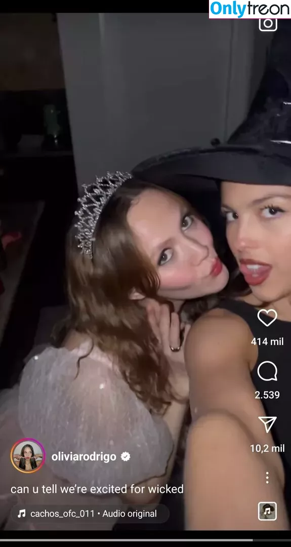 Iris Apatow голая photo #0113 (irisapatow)