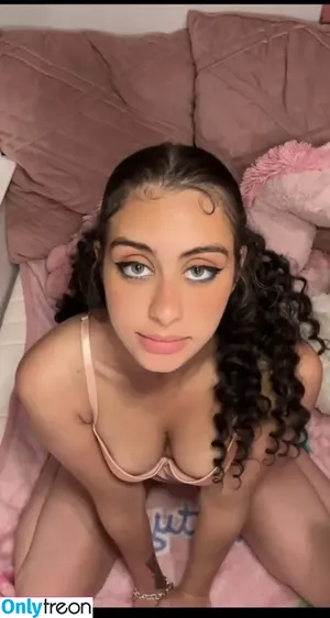  nude photo #0009