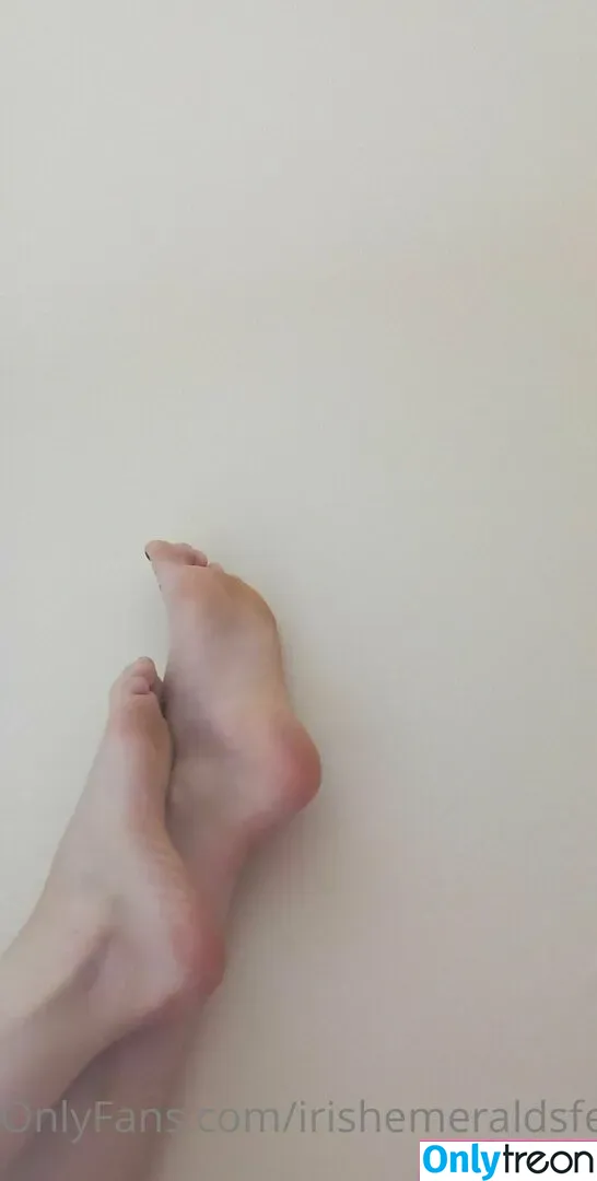 irishemeraldsfeet nude photo #0003 (therealdesertgypsy)