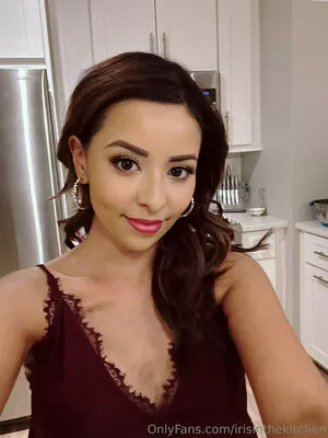 irisinthekitchen / iriskitchen.ig nude photo #0202