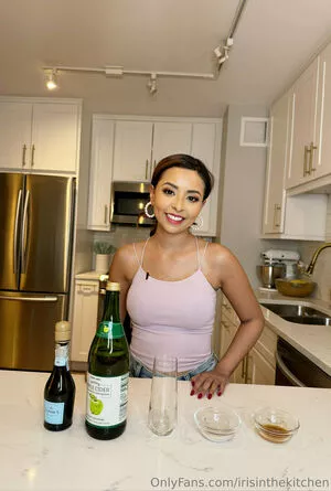 irisinthekitchen / iriskitchen.ig nude photo #0228