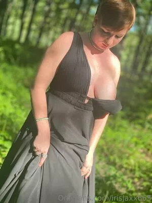 irisjaxx665 / sarahmreynoldsx356 фото голая #0231