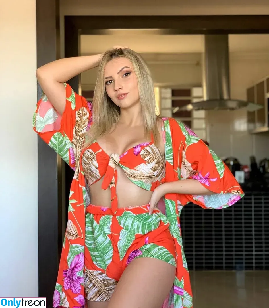 Isa Sudati nude photo #0002 (isasudati / isasudatii)