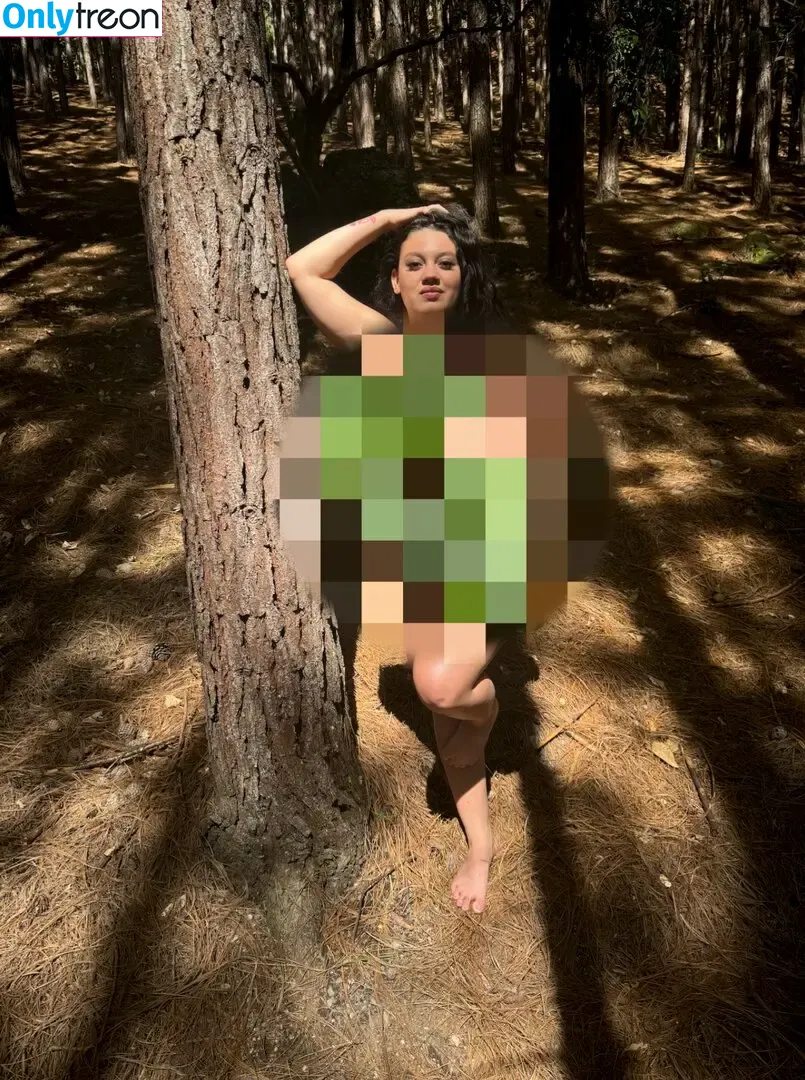 Isaa Travels nude photo #0005 (isaatravels)