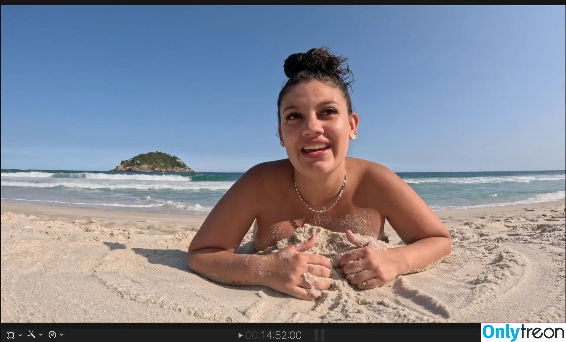 Isaa Travels nude photo #0008 (isaatravels)