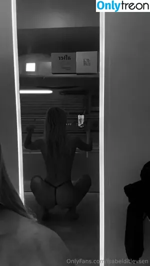Isabel Ditlevsen / Isabelditlevsen nude photo #0262