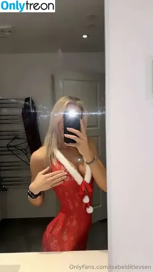 Isabel Ditlevsen / Isabelditlevsen nude photo #0286