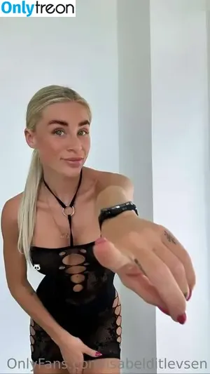 Isabel Ditlevsen / Isabelditlevsen nude photo #0388