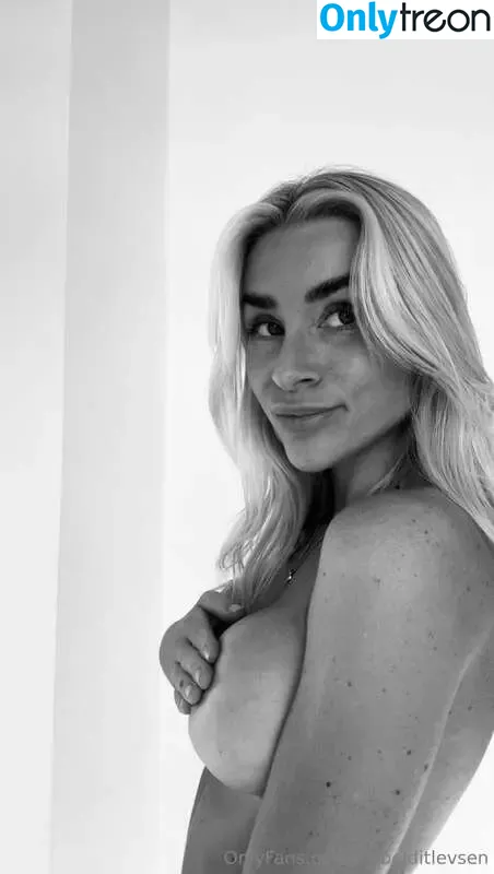 Isabel Ditlevsen голая photo #0039 (Isabelditlevsen)