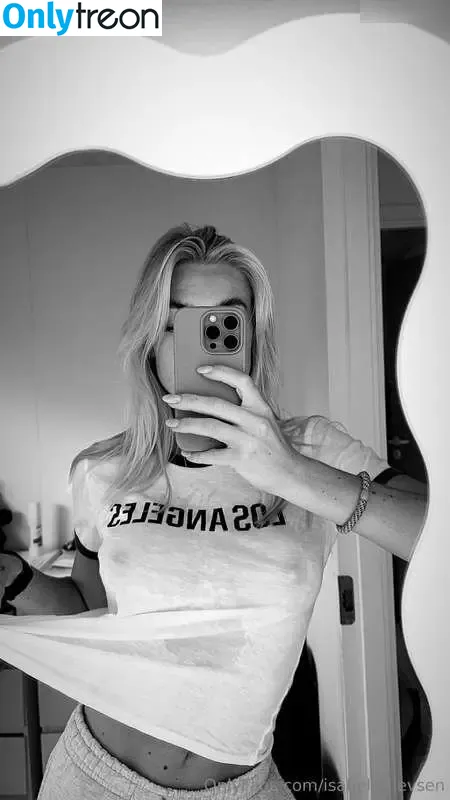 Isabel Ditlevsen голая photo #0063 (Isabelditlevsen)
