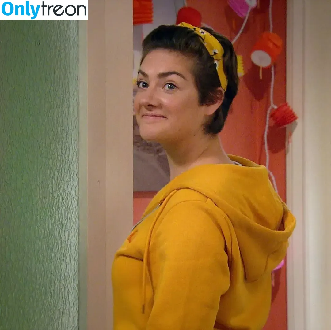 Isabel Hodgins голая photo #0023 (Emmerdale / UK soap / isabelhodgins)