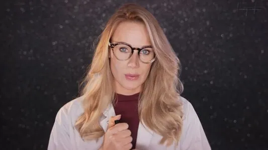 Isabel Imagination ASMR / Isabelimaginationasmr / isabel.imagination nude photo #0007