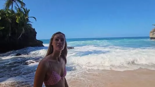 Isabel Imagination ASMR / Isabelimaginationasmr / isabel.imagination nude photo #0079