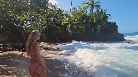 Isabel Imagination ASMR / Isabelimaginationasmr / isabel.imagination nude photo #0085