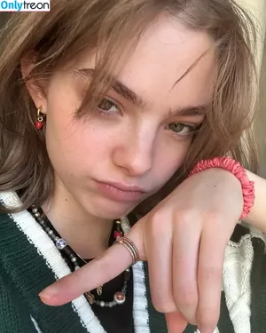 Isabel Myers / isabelmyers_s / shycutegf фото голая #0001