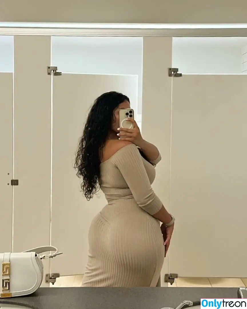 Isabel Palacio nude photo #0004 (isabel_palacios28 / isabelpalaciio)