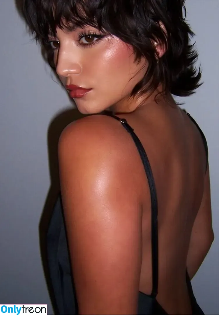 Isabela Merced nude photo #0945 (isabelamerced)