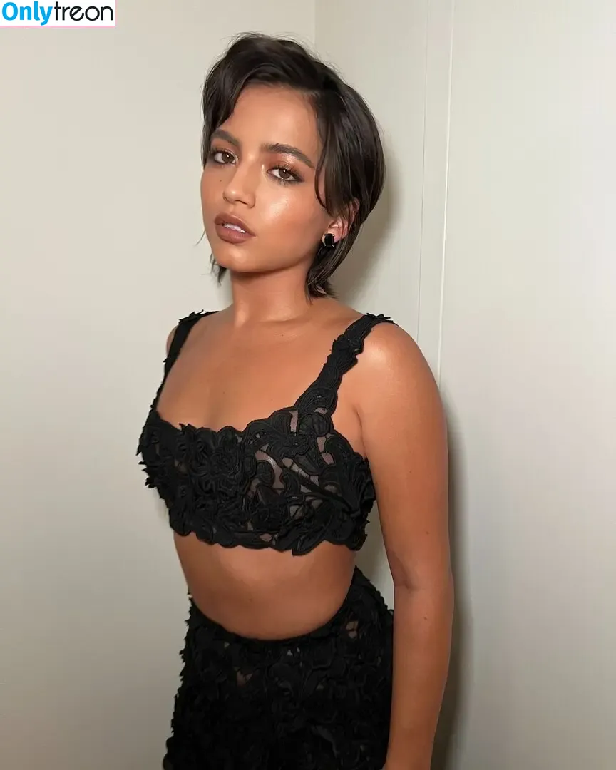 Isabela Merced nude photo #0991 (isabelamerced)