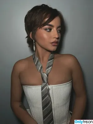 Isabela Merced / isabelamerced nude photo #1540