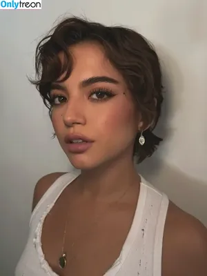 Isabela Merced / isabelamerced nude photo #1630