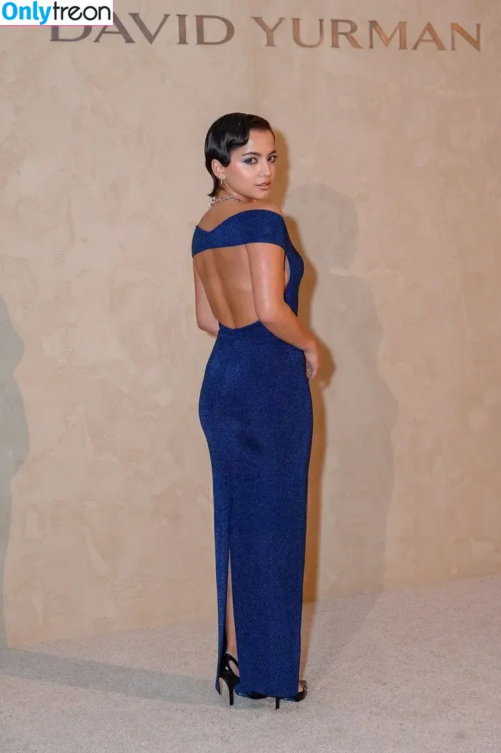 Isabela Merced nude photo #1364 (isabelamerced)