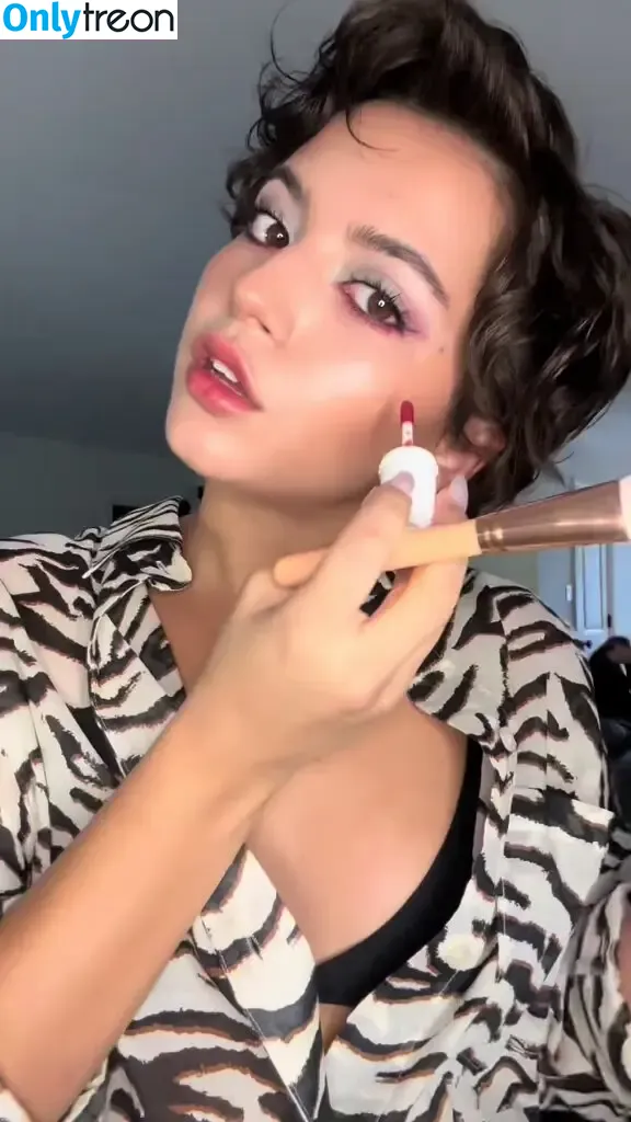 Isabela Merced nude photo #1389 (isabelamerced)