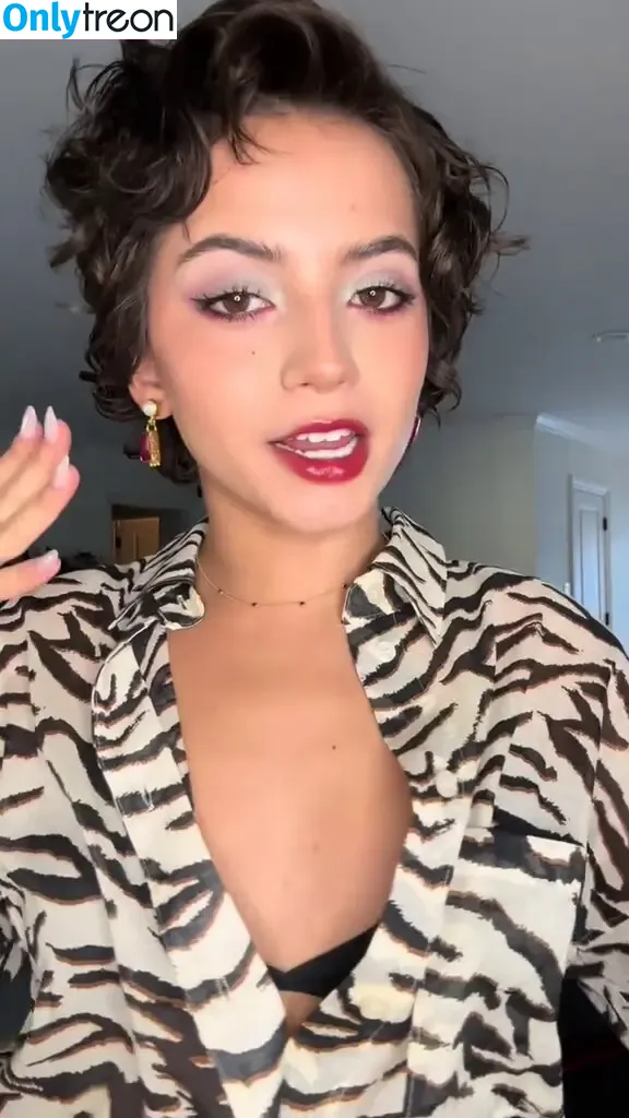 Isabela Merced nude photo #1395 (isabelamerced)