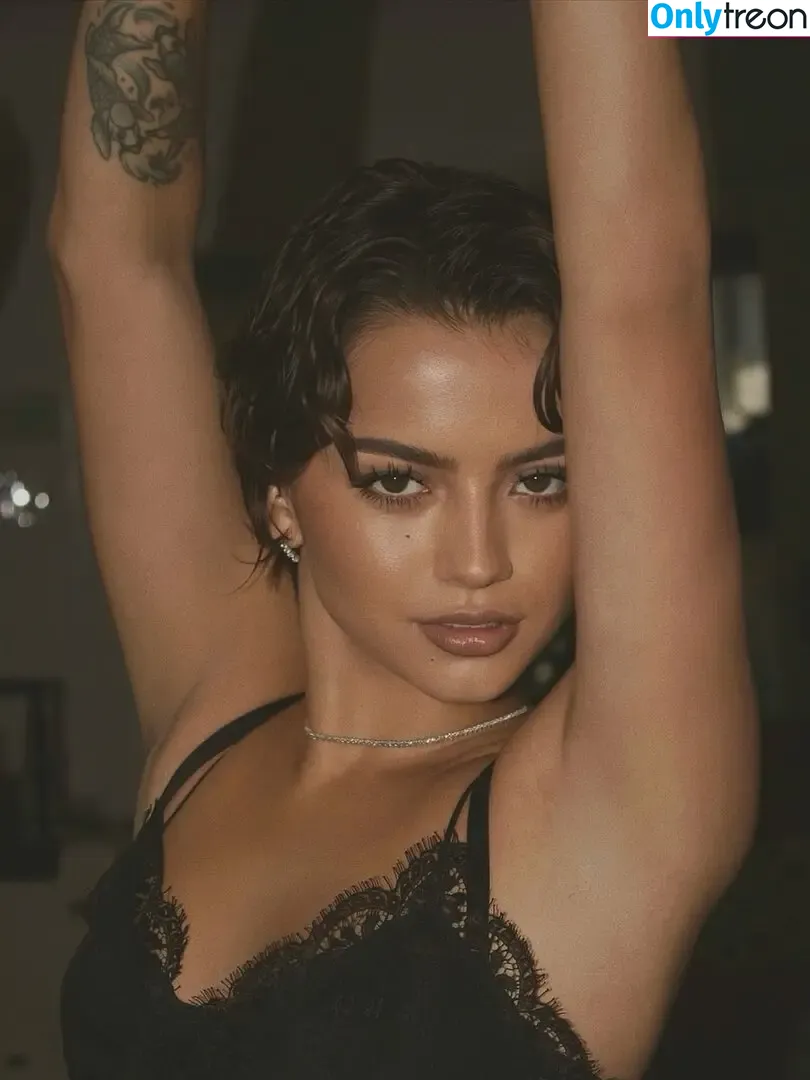 Isabela Merced nude photo #1702 (isabelamerced)