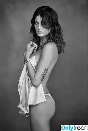 Isabeli Fontana / isabelifontana / isafontaneli nude photo #0241