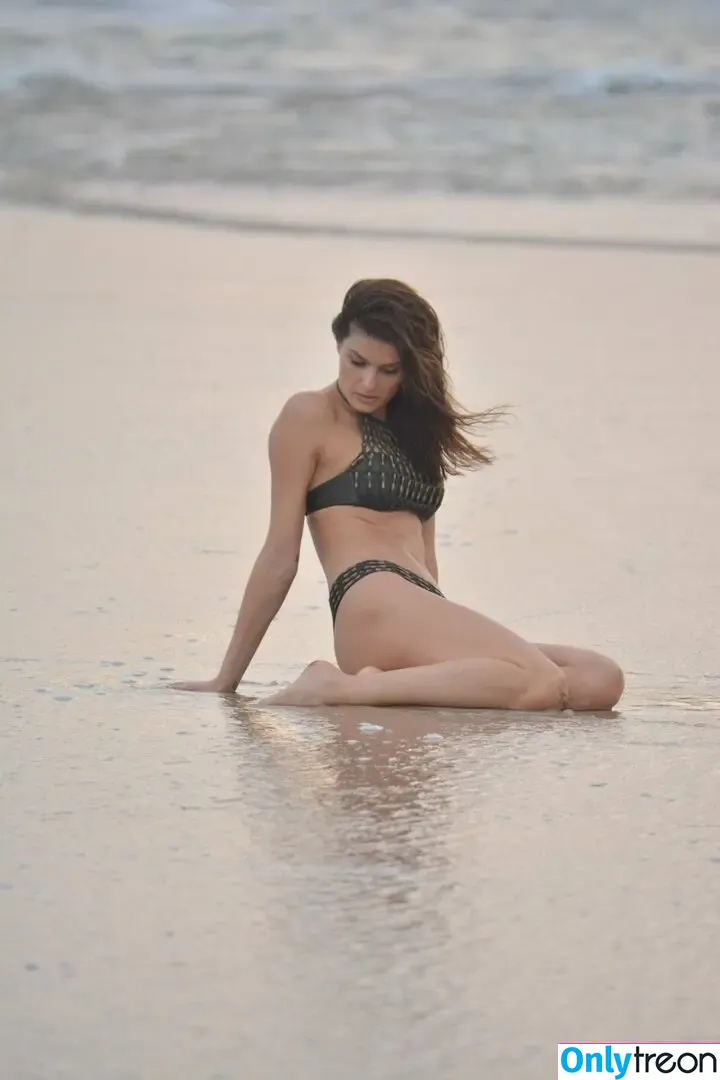 Isabeli Fontana nude photo #0320 (isabelifontana / isafontaneli)