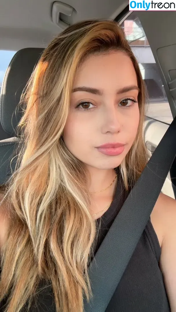 Isabella nude photo #0023 (1sabella / isabellabru / isinhalrl)
