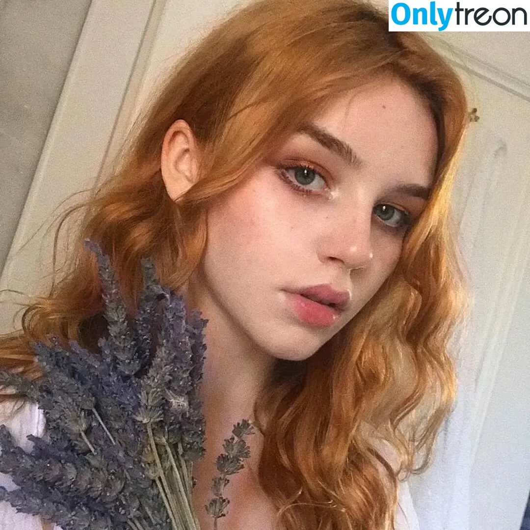 Isabella Alexandra nude photo #0003 (Bellamiie / Hazelle music)