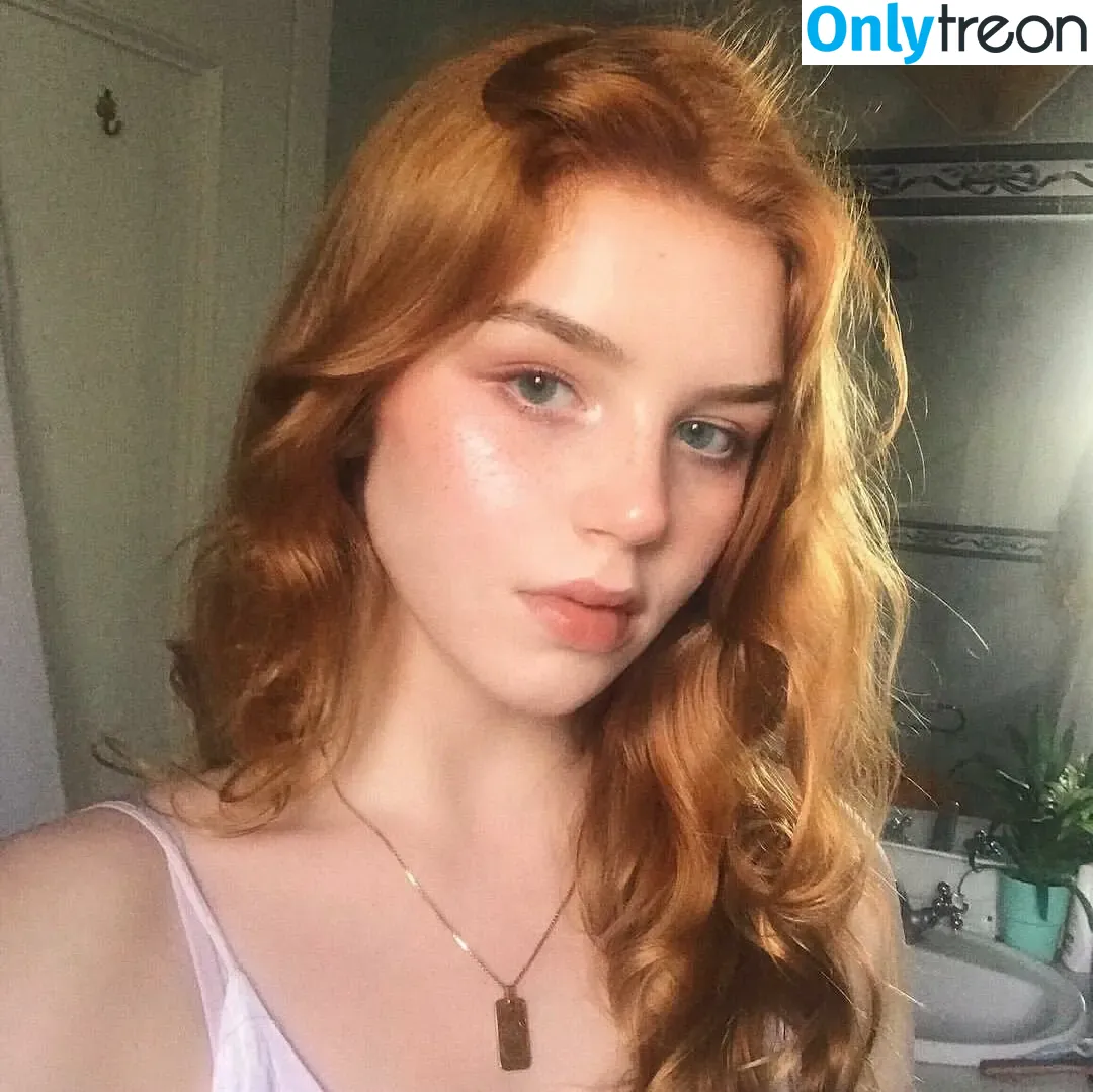 Isabella Alexandra nude photo #0015 (Bellamiie / Hazelle music)