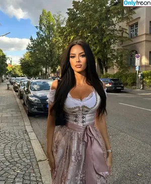 Isabella.crj / isabeltaffs nude photo #0004