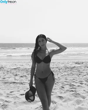 Isabella Ferreira / isabelly-ferreira / theisabellaferreira nude photo #0021