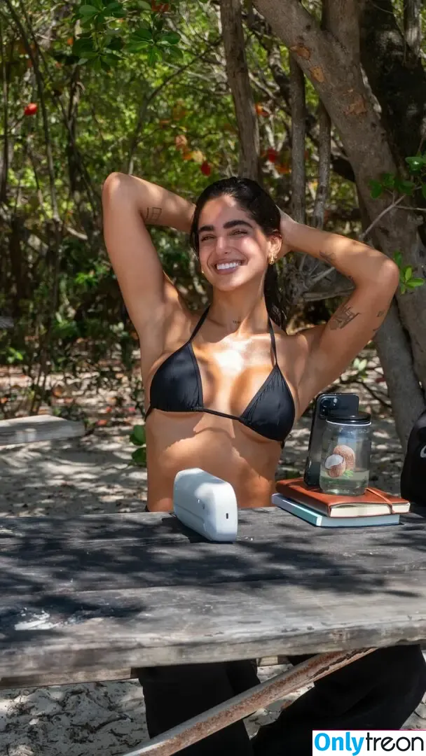 Isabella Ladera nude photo #0203 (isabella.ladera / u364813583)