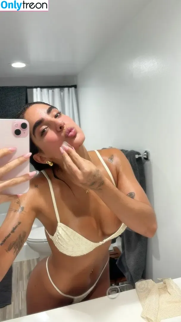 Isabella Ladera nude photo #0228 (isabella.ladera / u364813583)