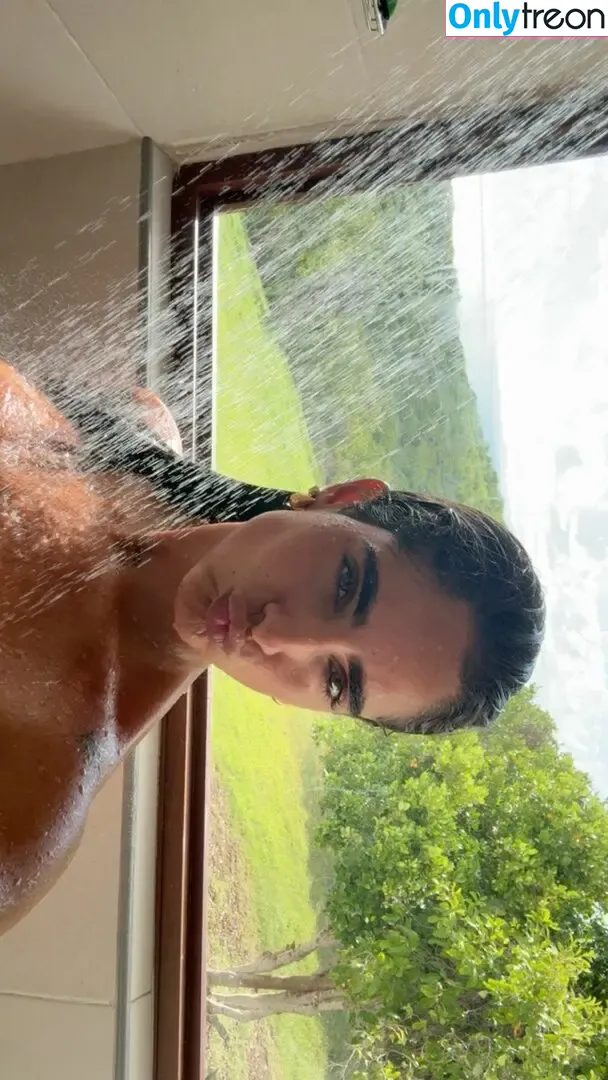Isabella Ladera nude photo #0256 (isabella.ladera / u364813583)