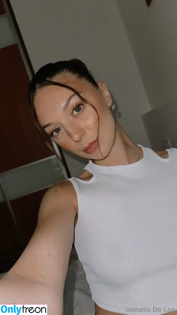 isabelladelaa голая photo #0004 (isabelladelaa_top)