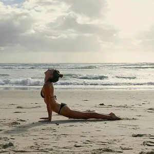 Isabelle Cornish / isabellecornish фото голая #0145